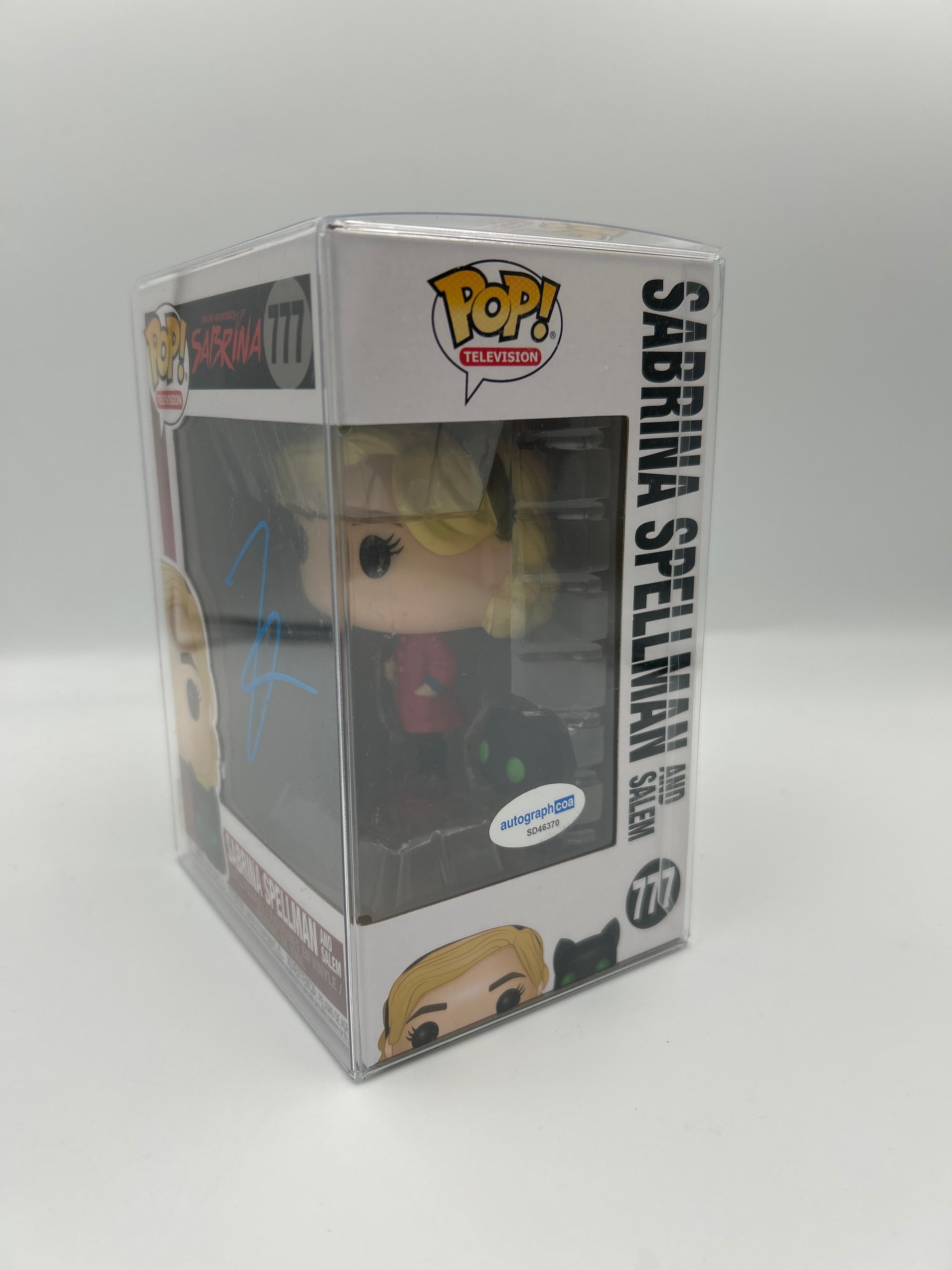 Sabrina Spellman And Salem - #777 - Funko Pop! - Television - Signed By Kiernan Shipka