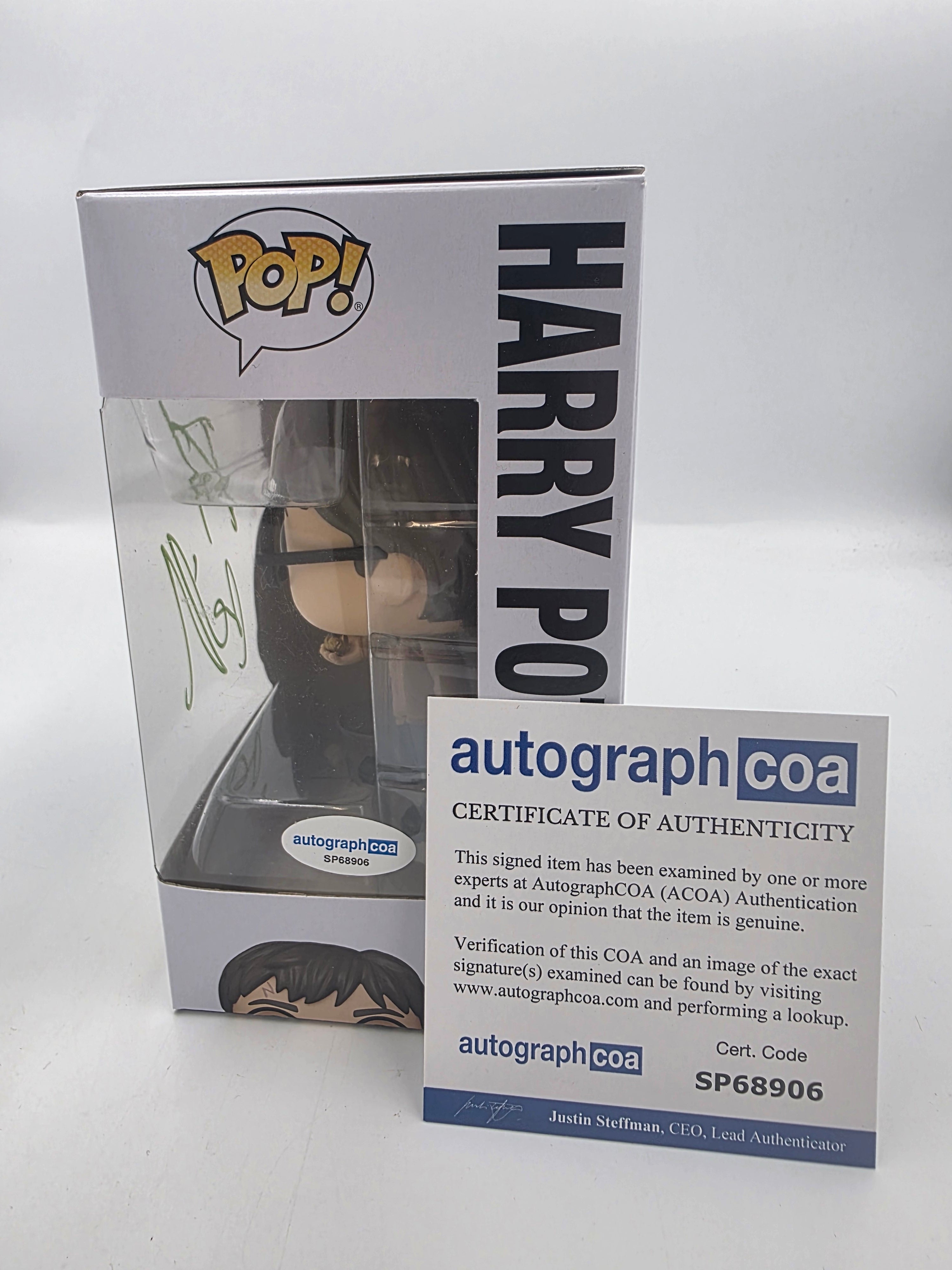 Harry Potter - #196 - Harry Potter - Signed By Daniel Radcliffe - Autographcoa Certified Funko Pop!