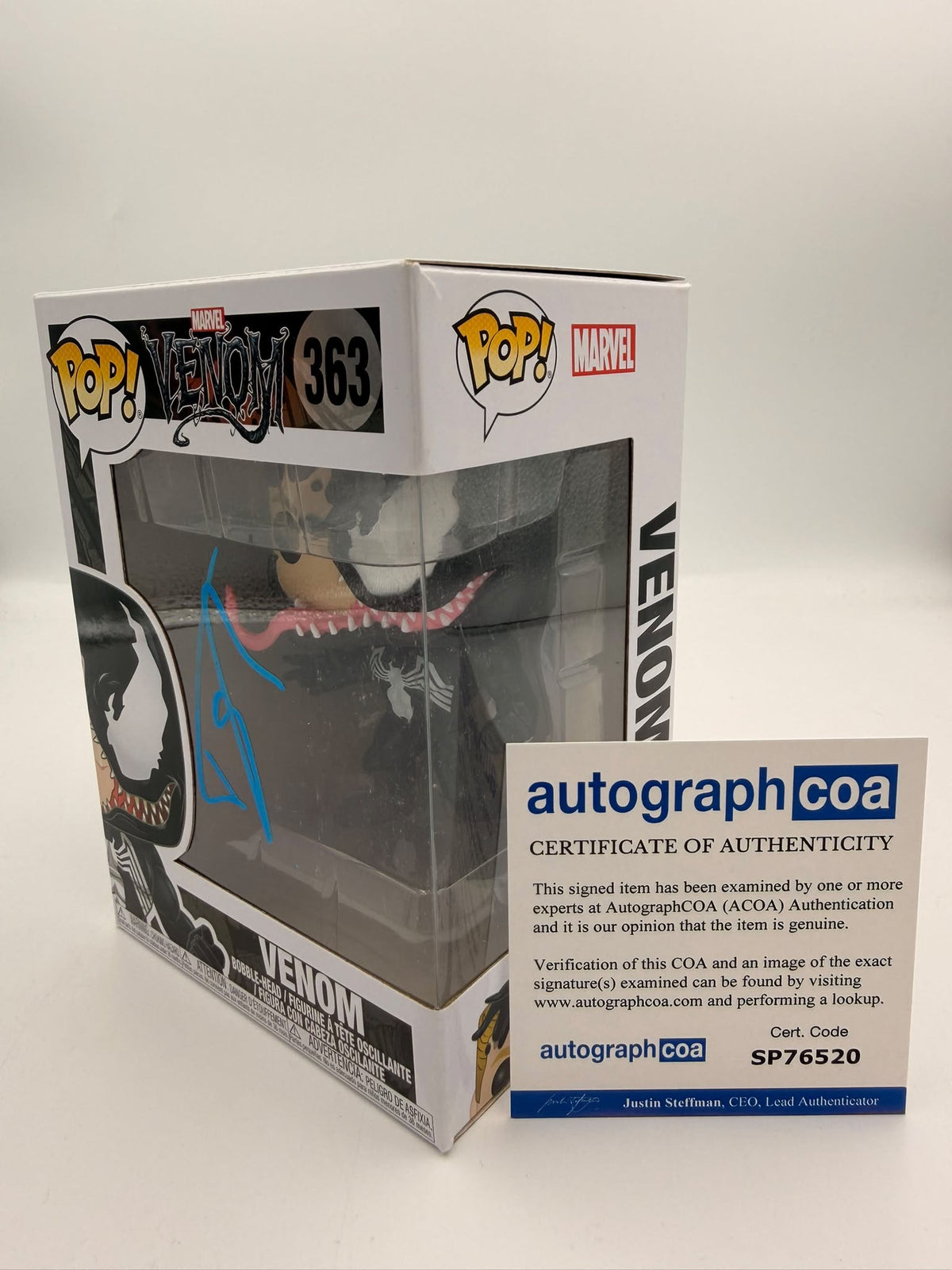VENOM - #363 - Funko Pop! - MOVIES - Marvel -  Signed by Topher Grace - ACOA Certificate