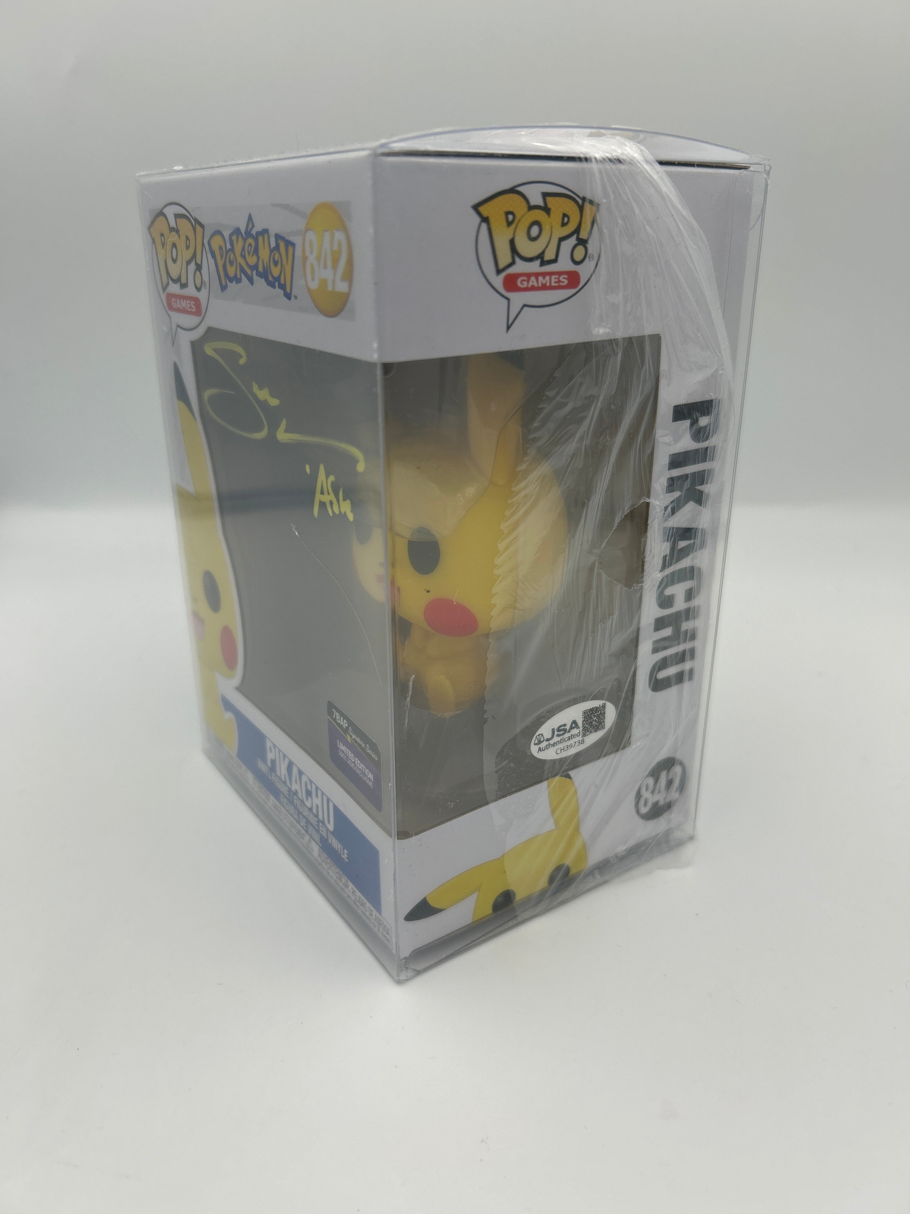 Pikachu - #842 - Funko Pop! - Games - Pokemon Signed by Sarah Natochenny