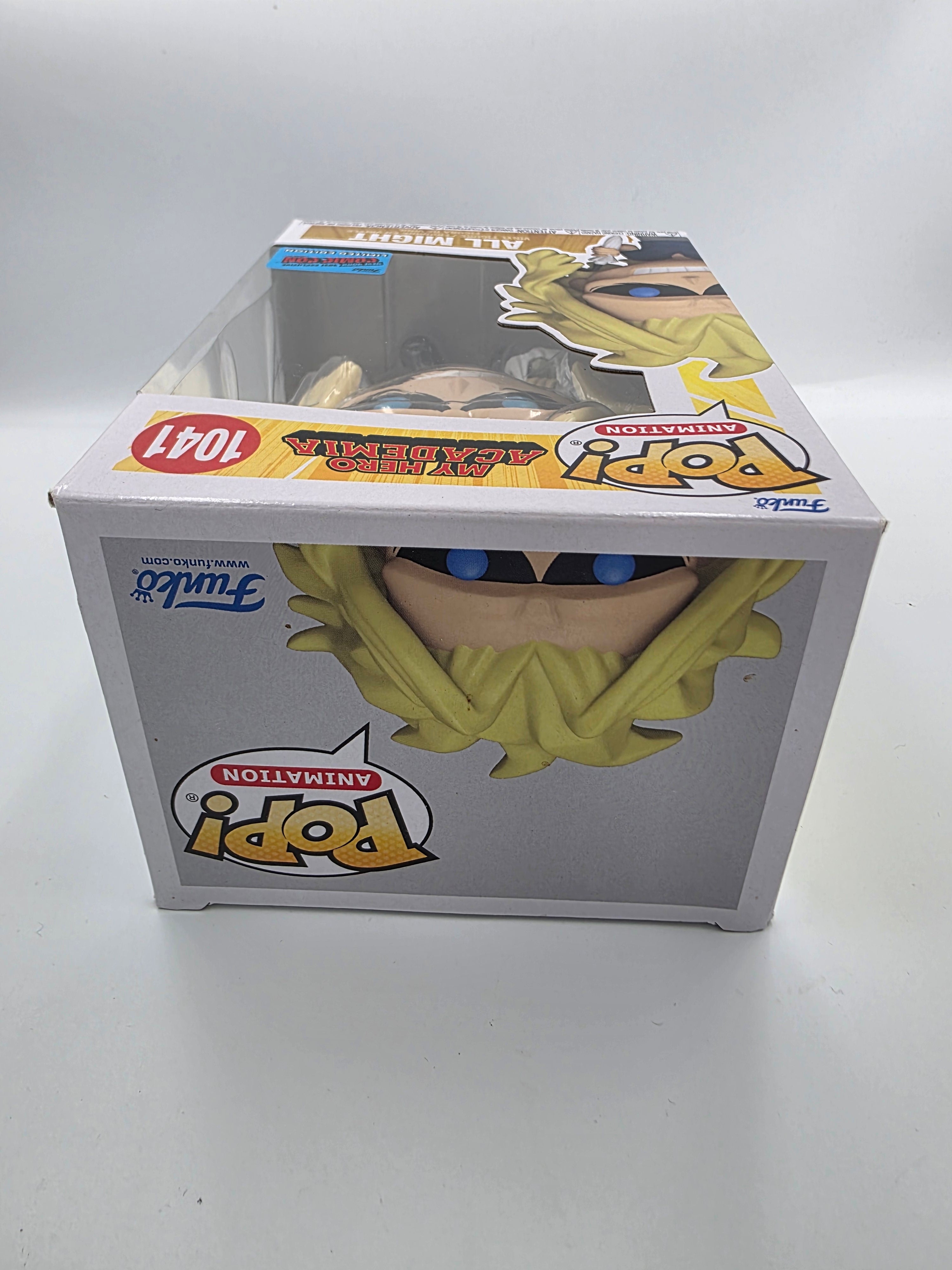 All Might with bag and umbrella - #1041 - Funko Pop! - My Hero Academia - NYCC 2021 Exclusive