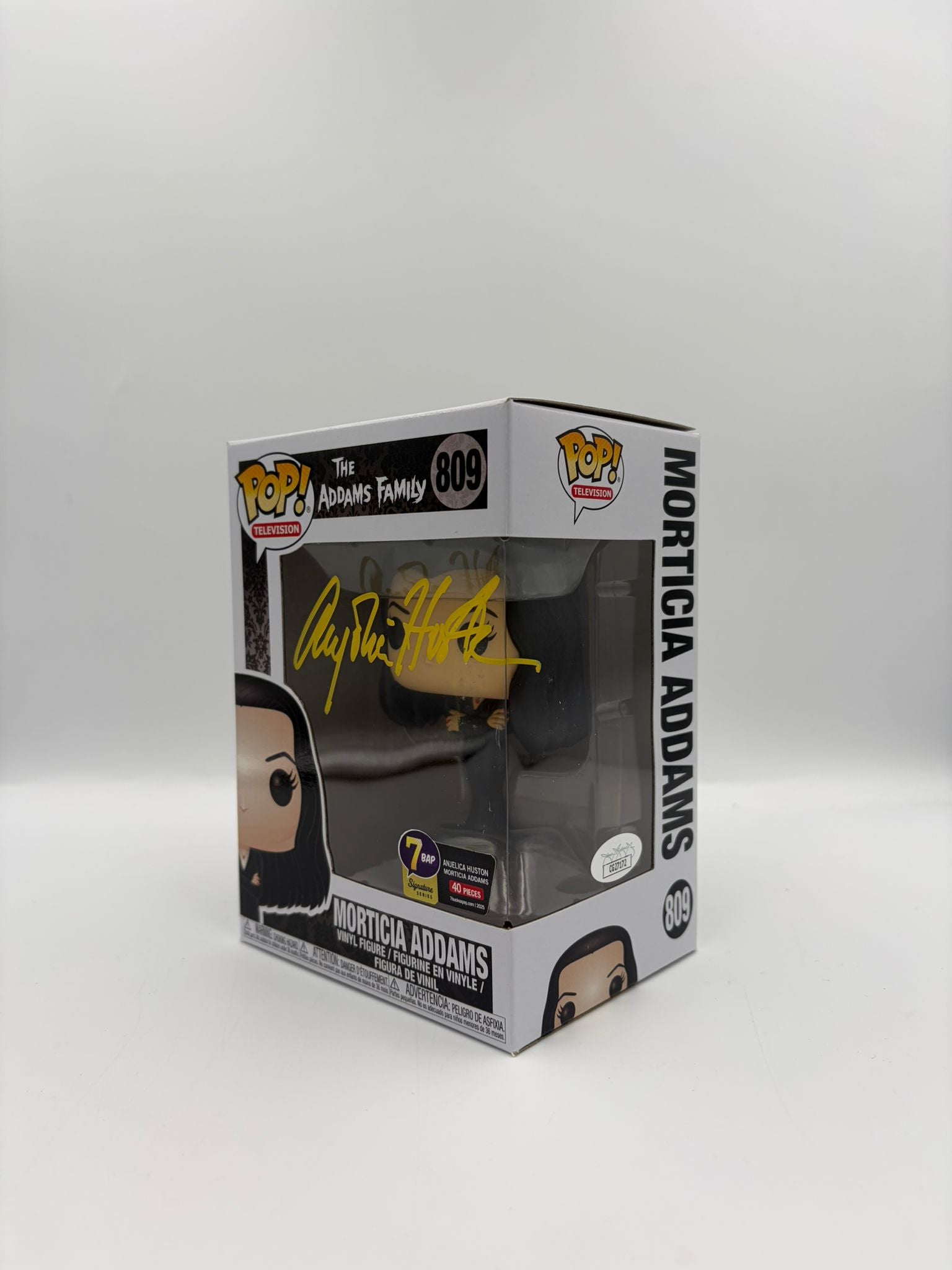 Morticia Addams - #809 - Funko Pop! - 7BAP - Signed By Anjelica Huston - 40PCS